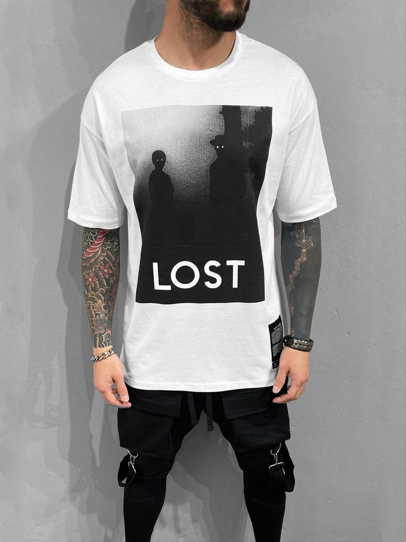 - LIMITED EDITION -  T-Shirt von Black Island mit Rundhalsausschnitt. Farblich abgesetzter Print vorne.   Unser Model trägt Größe L.  Körperlänge: 186 cm (6,17 ft) Gewicht: 83 kg (185 lbs)  Farbe: Weiß  Material: 100% Baumwolle  Normale Passform. 